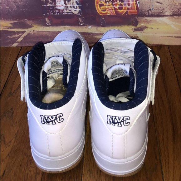 Nike Air Force 1 Mid Jewel QS 'NYC - Yankees' - Picture 3 of 5